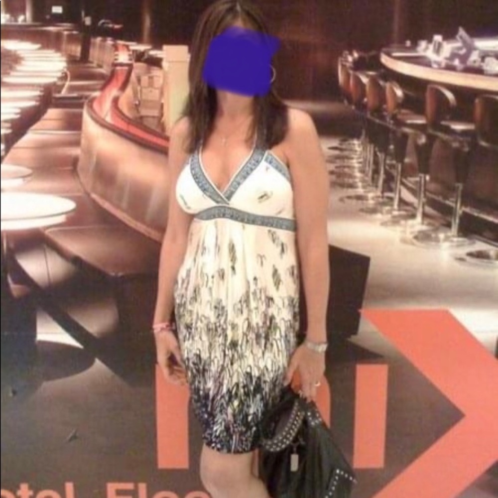 BCBG MAXAZRIA HALTER DRESS SIZE medium. - Picture 6 of 8